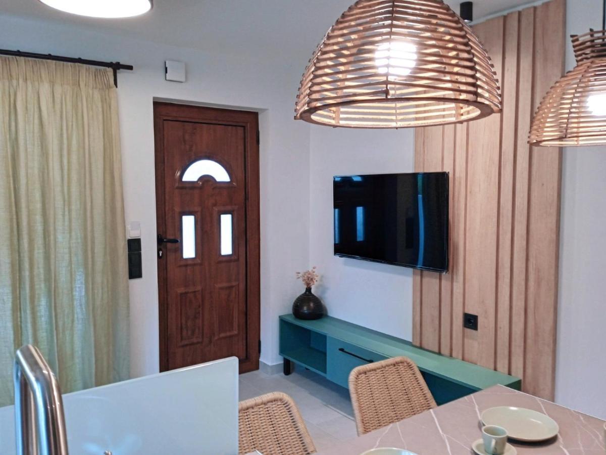 Q Luxury Rooms Paleros Exterior foto
