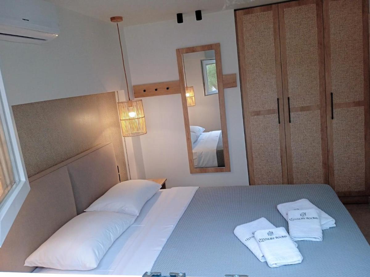 Q Luxury Rooms Paleros Exterior foto